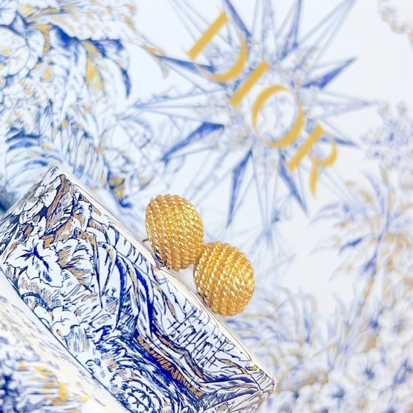 DIOR “Golden Pollen” Gold Plated Pierced Earrings Jewelry by Christian Dior - Picture 8 of 14
